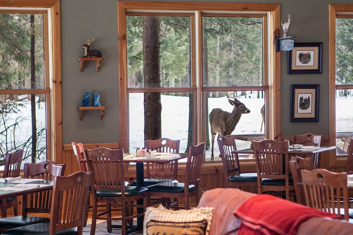 Inn Deer Valley Trails 2*